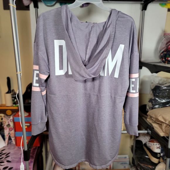 Miss Chievous Tee Hoodie "Dream" Graphic - Size 1X - Picture 4 of 6